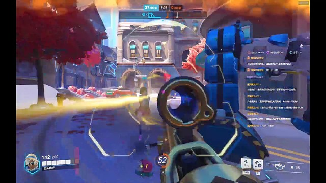 笑着玩游戏哈哈哈哈我的队友太好了