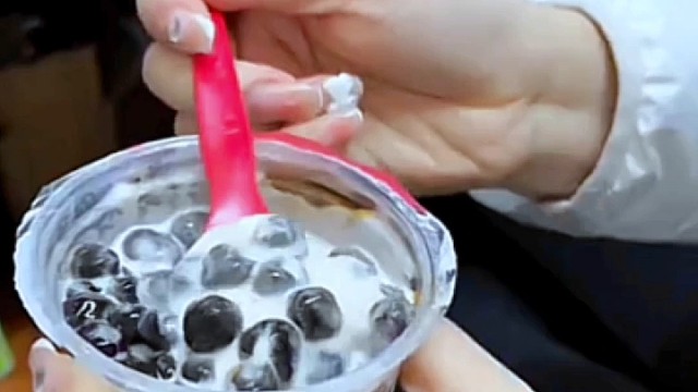 紧张拿东西手抖