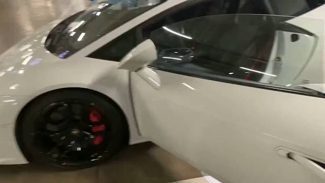 万幸得以相识，遗憾止于相识。那天夕阳很美，你没看我，我也没有看夕阳你好！再见！