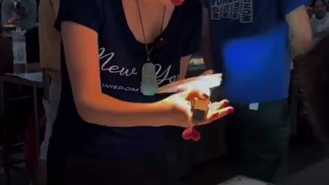 这样的紫罗兰山水你们喜欢吗？还有什么心愿，赶紧告诉小蕊！