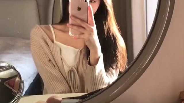 多卷会吧反正也不是你一个人赖床