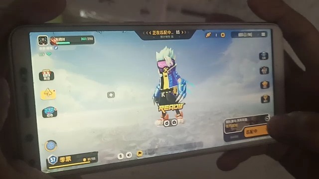 香肠派对，这是我第一句玩，请大家支持我一下，刚才是我的摄影师，是我弟拍的