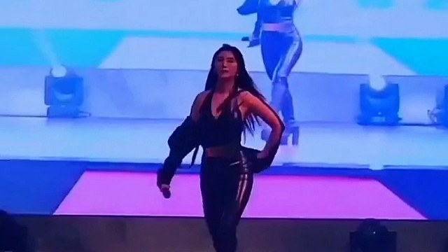 无悔曾经有你陪！！！