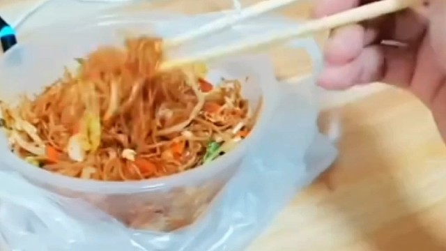 吃饭用筷子手抖影响生活怎么办