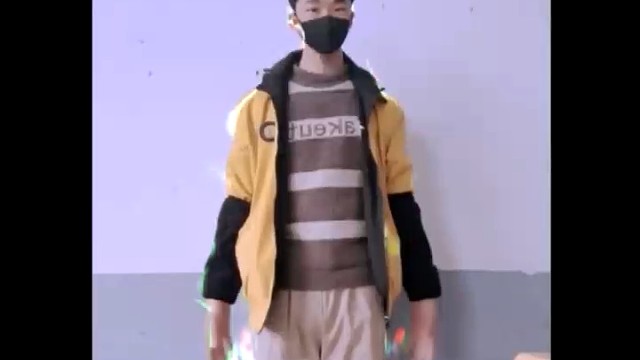 费劲巴拉做的，凑合看看吧