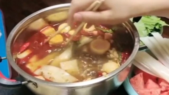 吃饭手抖怎么办