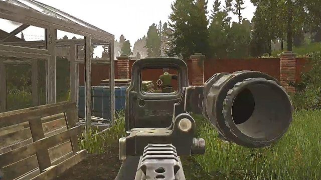 论一一白给柒 3梭BP弹追杀跑刀仔