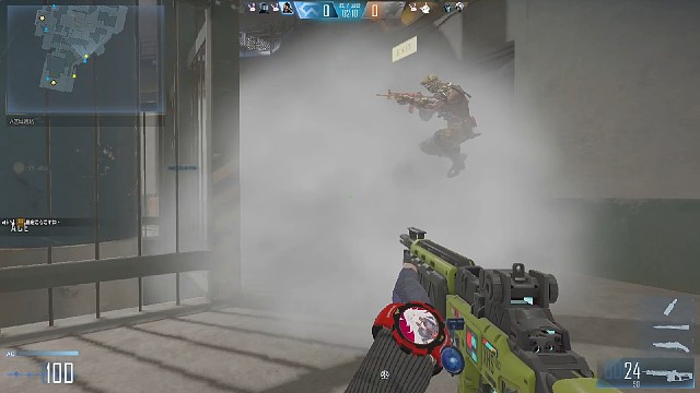 放慢了看击中我两枪就没了