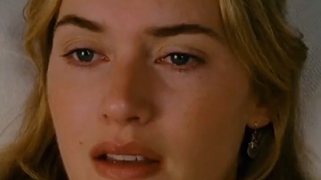 “时间会磨平棱角，抚平伤痛，你要做的就是好好生活慢慢相遇。