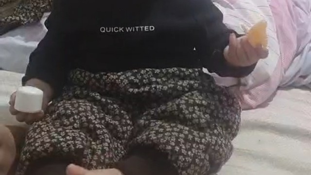 小表情真可爱啊！