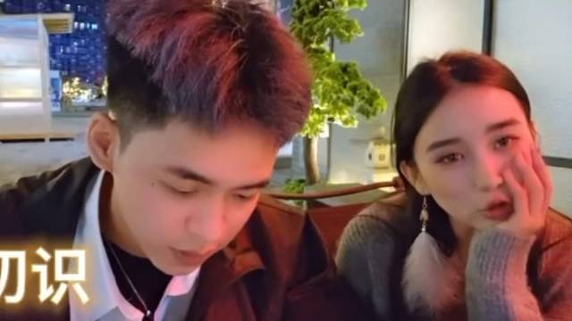 闻过了杜鹃花香。