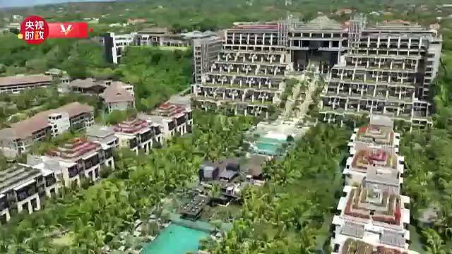 时政微纪录丨铺就幸福轨提供加速度——习近平和佐科共同观摩雅万高铁试验运行