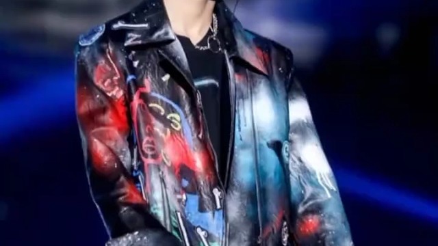 张真源，点个关注吧