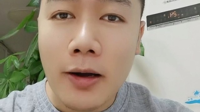 买房的误区
	
1，首先你要明白一件事，买房买的不是钢筋水泥。钢筋水泥才多少钱。水泥30钱一包，沙子