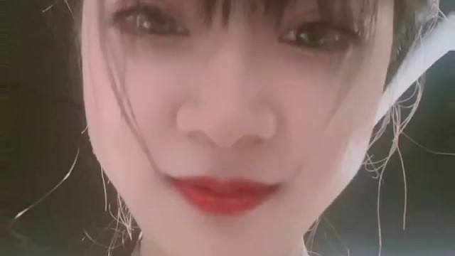 你惨了，你坠入爱河了