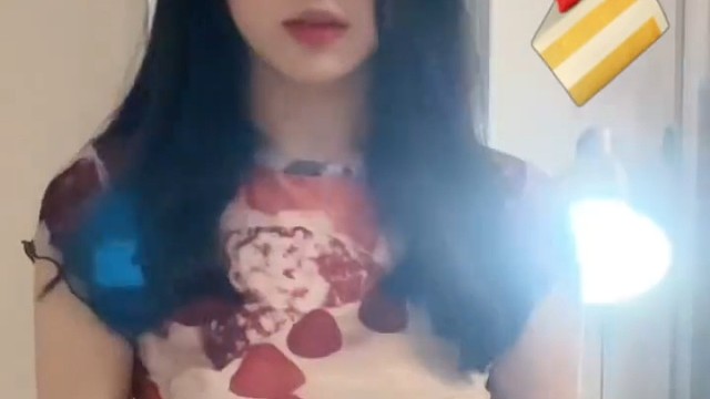 想去你的朋友圈散步能给张门票嘛？？