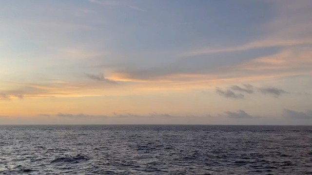 现在的我不喜欢给别人添麻烦