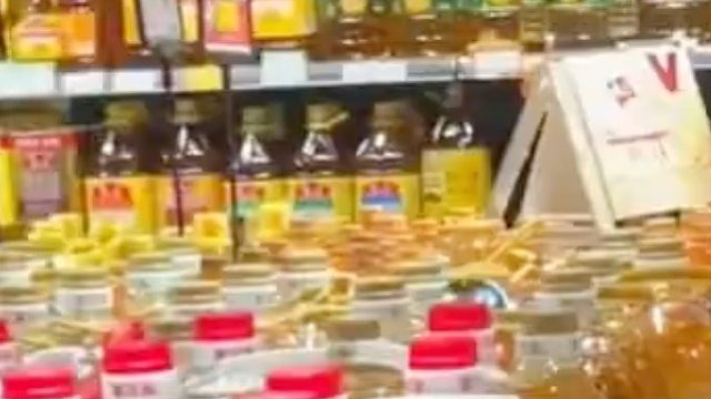 还有理了？女子买油后发现已过期一个月，找超市协商却被指“恶意购买”