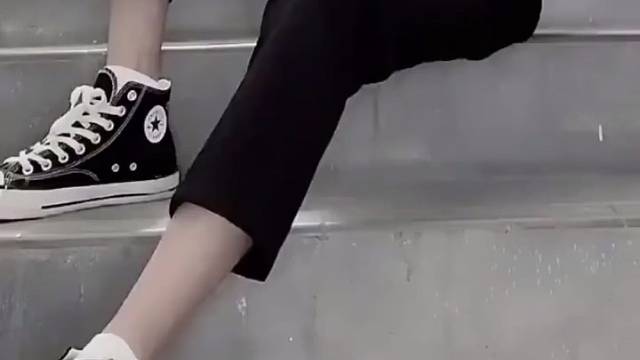 谁还不是个00后男高嘛