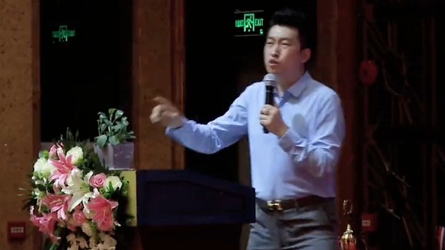 孩子不玩手机就没有朋友