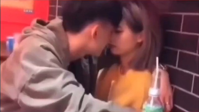 #情感语录#扎心语录今日话题：你敢不敢问你对像那个问题吗？评论区交给大家:。