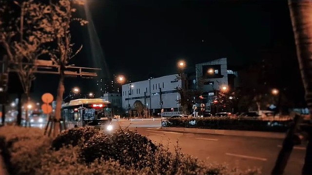 自己发呆的样子