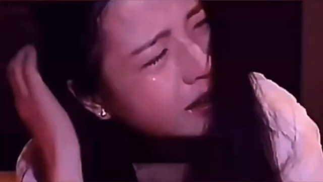 #情感语录#扎心语录今日话题：姑娘你缺的是一个重头再来的勇气。评论区交给大家：