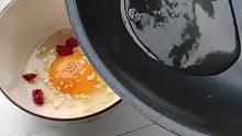怎么连鸡蛋都要秀恩爱 ​