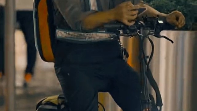 皮一下再难熬也得过下去