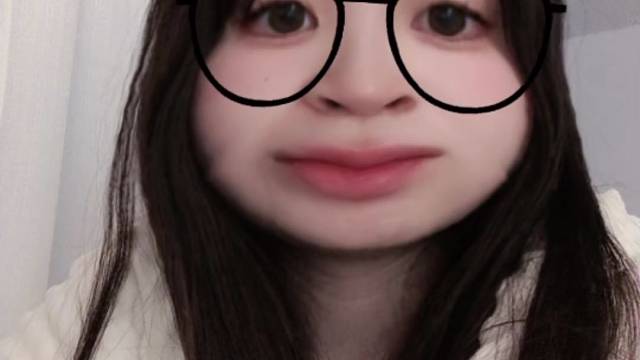 吃个饭就开呜呜