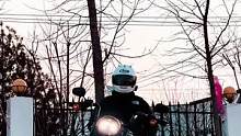 #哈雷路王 #特效一鍵開啟ai世界 #機車 一起看看能變成什么樣子～#跟個風吧