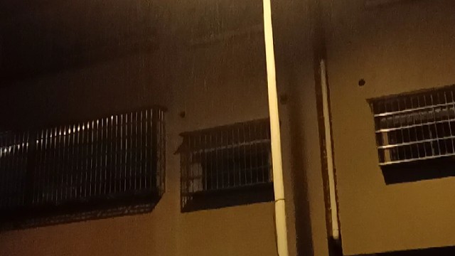 第1次户外钓鱼下雨。
