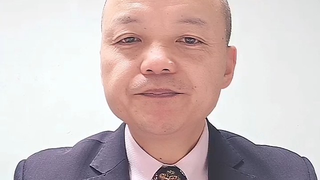 周四讲理财[烟花]
踢足球教你挑选金融产品，
关注我为生活保驾护航[加油]