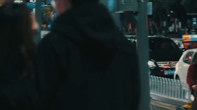 “人生本没有亏欠，别人对你好，是因为Ta喜欢你，你对别人好，是因为你甘愿，在所有你想珍惜的关系里