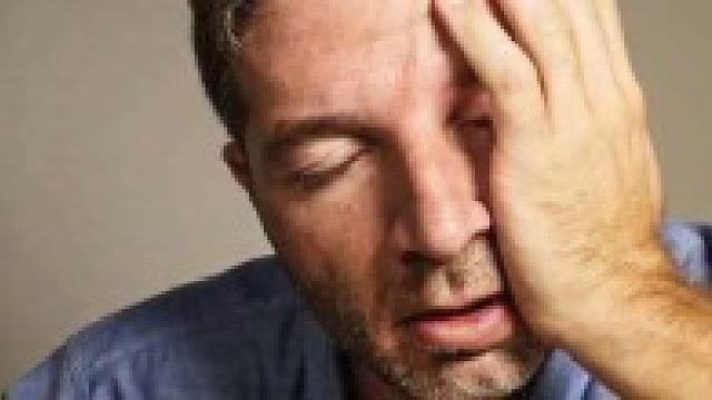 男子90万年薪上班太无聊起诉公司：工作太清闲无法体现他的价值