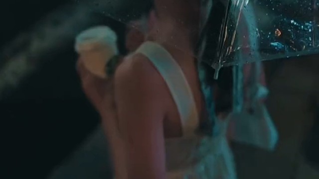 这辈子，一定要活成自己喜欢的样子，将所有的一言难尽，全部！一饮而尽。