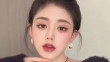 姐妹們 秋冬真的別再披頭散發(fā)啦 快來試試一個(gè)#南瓜夾 就可以搞定的三種發(fā)型 有手就會(huì)#發(fā)型教程 #頭