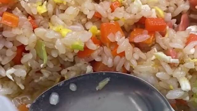 女盆友做的蛋炒饭