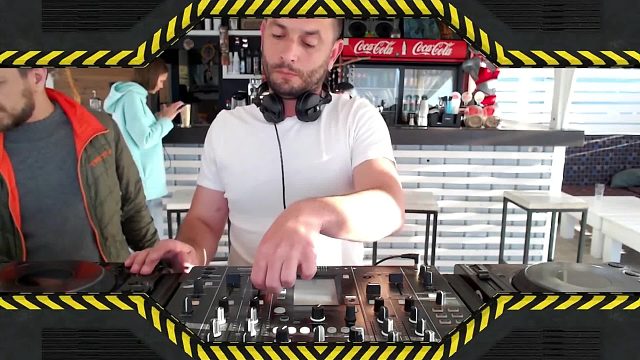 DJ打碟(电子音乐)电音云蹦迪之- IZZBUSHKA