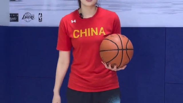 如何成为一名合格的篮球控卫？这几个技巧要知道