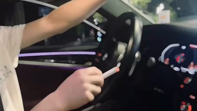 从前不相信人会变直到对自己都感觉到陌生