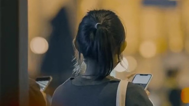 我见过你最爱我的样子。所以当你开始敷衍我的时候，其实我心里早就明白，只是还放不下那段曾经。