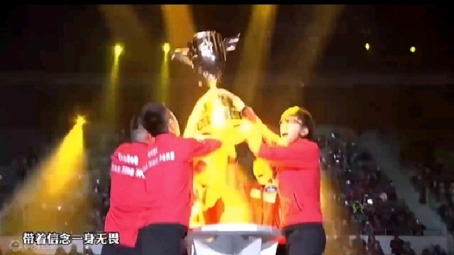 唐人街（华为m2）QBZ多功能步枪，人 300上演兵人