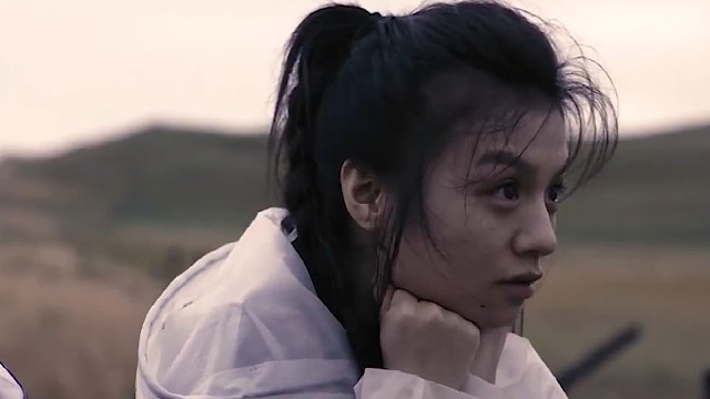 “其实我们每个人都是其他人生活中的碎片而已”