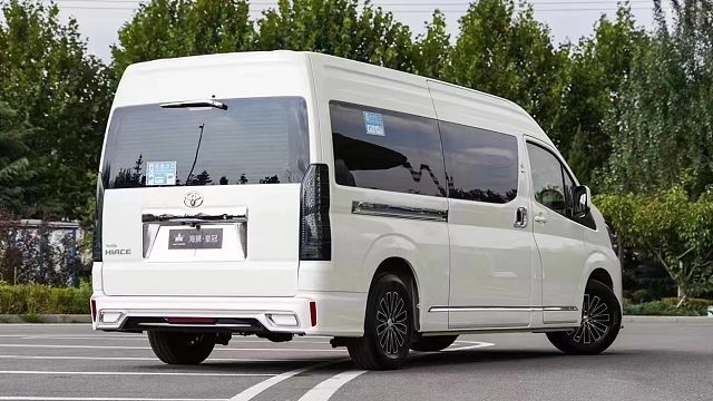 TOYOTA丰田海狮 7座/10座/12座「高端定制」现车充足,款式齐全,上牌无忧,丰田海狮 符合政