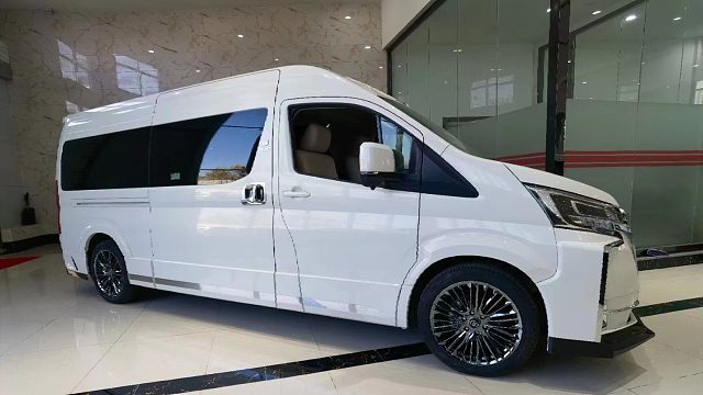 海狮商务车全车定制品味海狮的高贵,尊享巅峰一刻.零下15-18度中央手扶冰箱