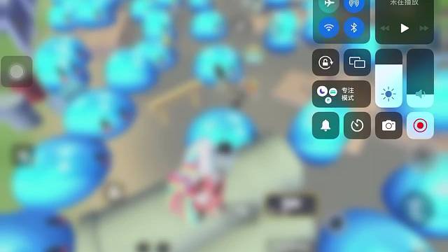 史莱姆占据了施工团队