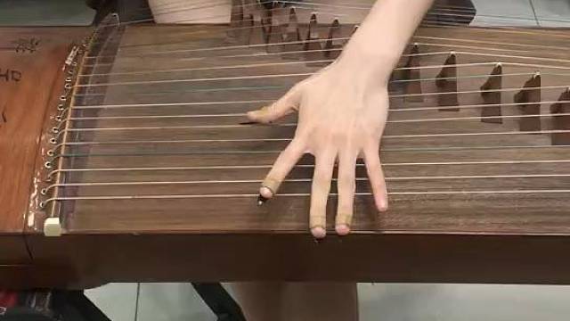 愿你被这个世界温暖相待。