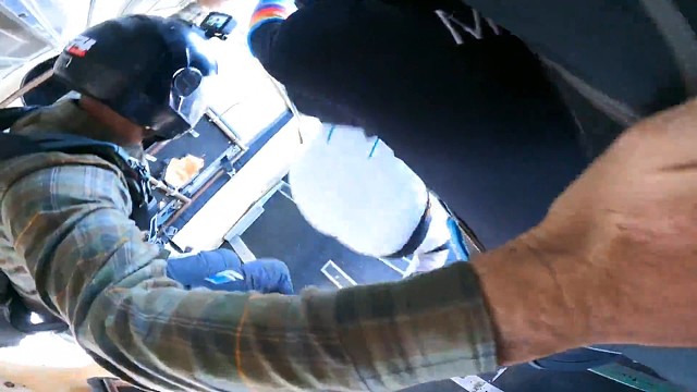 这也太帅了吧，全校师生都来了吧