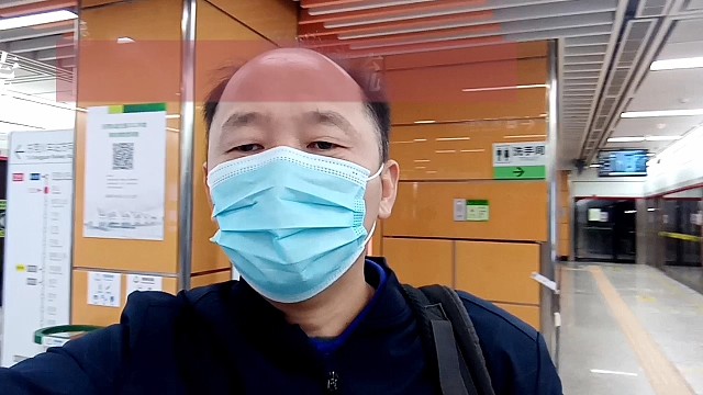 疫情放开后，实拍东莞地铁人流＃体育产业人日常